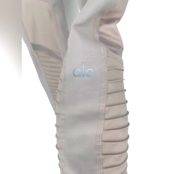 ALO YOGA | High Waisted Moto Leggings | Size Small - Picture 6 of 10